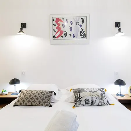 דירה Chic & Cozy 2 Bdr Heart Of The Old Town ניס