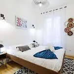 Chic & Cozy 2 Bdr Heart Of The Old Town * Nice