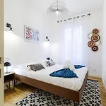 Chic & Cozy 2 Bdr Heart Of The Old Town Lejlighed Nice