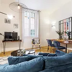 Chic & Cozy 2 Bdr Heart Of The Old Town Lejlighed Nice